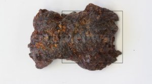 Rusty warhead fragment. Consists of a layer of alloyed steel. Strongly deformed and folded. (picture Jeroen Akkermans / RTL News).